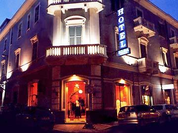 Hotel Alba เปสการา ภายนอก รูปภาพ